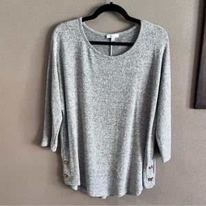 89th & MADISON  lightweight sweater